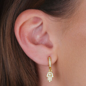 Brinco Dourado Argolinha Mãos de Fátima Cravejado Zircônia